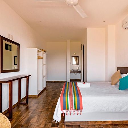 Punta Kai Hotel & Hostal Пуэрто-Эскондидо Номер фото