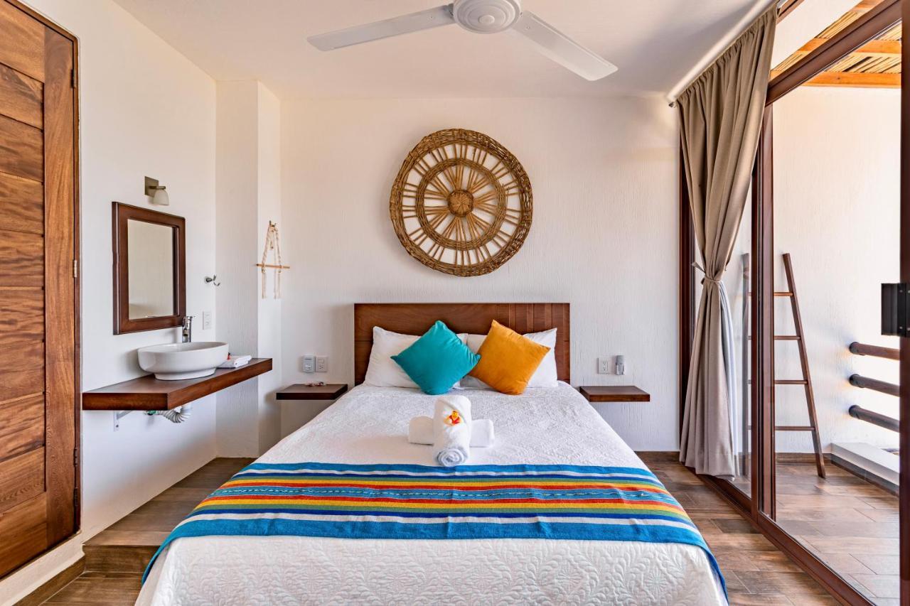 Punta Kai Hotel & Hostal Пуэрто-Эскондидо Экстерьер фото
