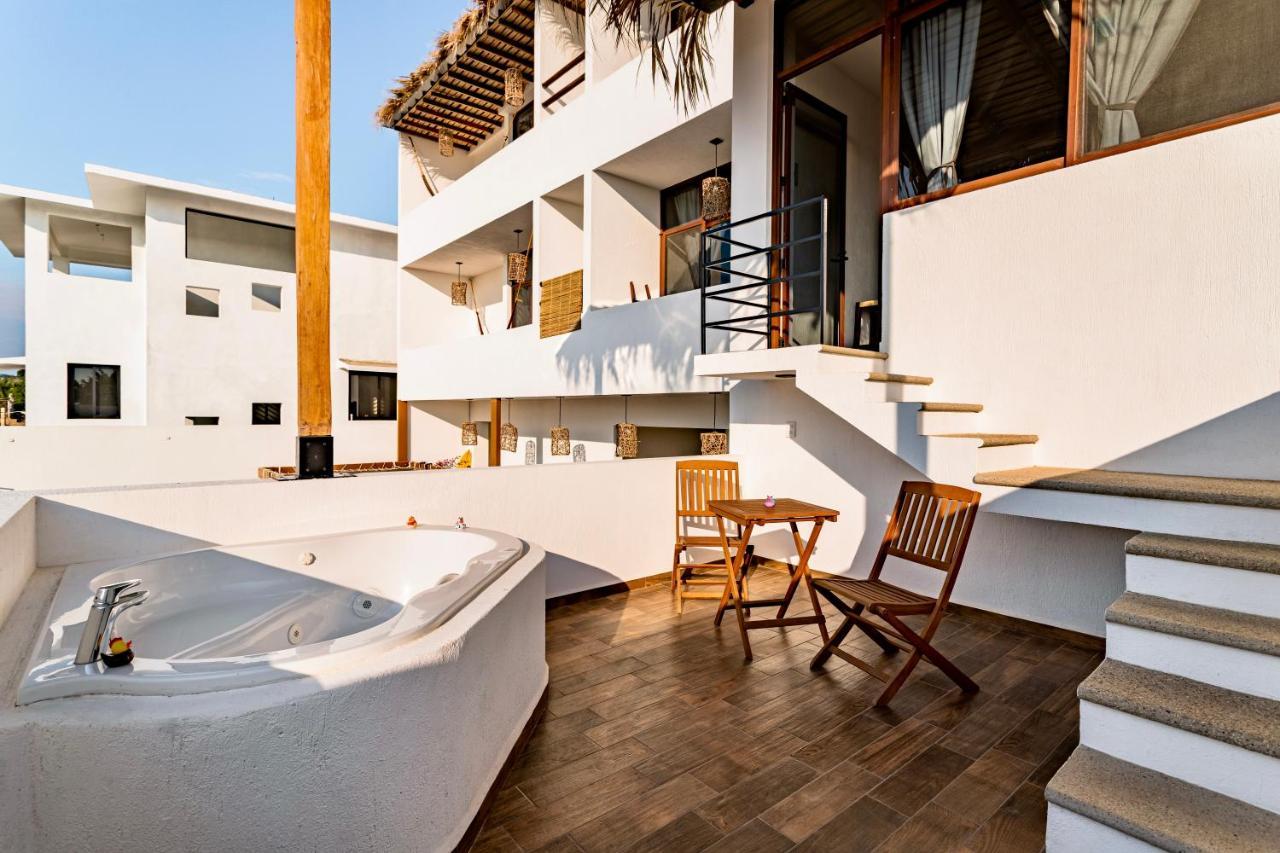 Punta Kai Hotel & Hostal Пуэрто-Эскондидо Экстерьер фото